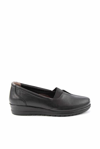 Bambi Μαύρα Δερμάτινα Γυναικεία Casual Παπούτσια K01269162103