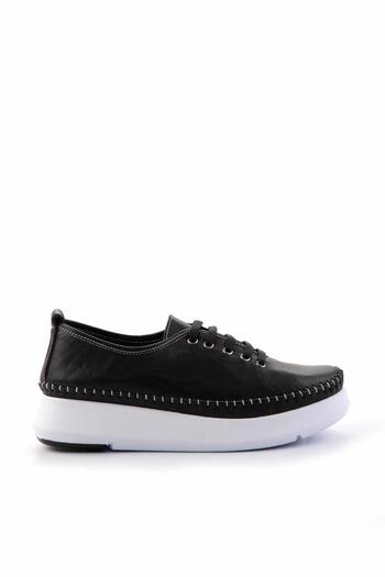 Bambi Μαύρα Δερμάτινα Γυναικεία Casual Παπούτσια K01908005203