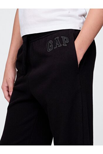 GAP Boy's Black Relaxed Logo Sweatpants