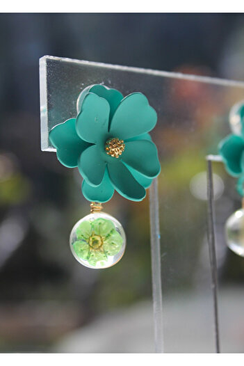 nevamor Green Flower Round Epoxy Detail Earrings