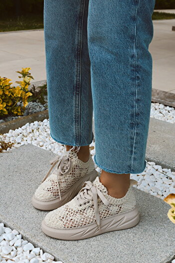 POLKA STORE Relax Comfortable Sole Lace-Up Women's Sports Shoes
