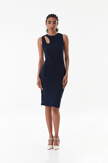 Fulla Moda Ribbed Shoulder Window Detailed Dress