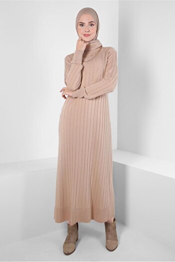 Alvina RUFFY COLLAR KNITWEAR DRESS 44028