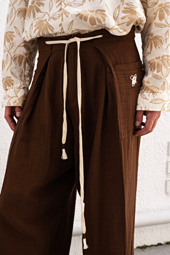 GIESTO Bohemian Brown Trousers with Laces