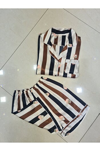 Generica Sugar-colored silk pajama set with shorts