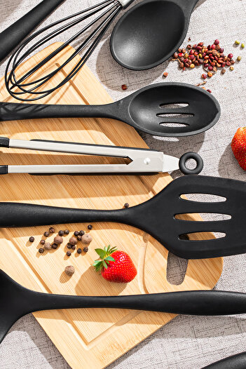 Perotti 15678 Kitchenmate Lucy Black 10-Piece Silicone Spatula Set