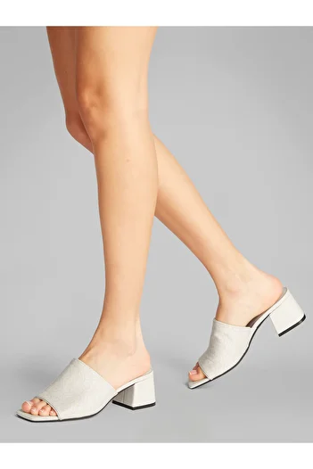 Calvin Klein Women Turtle Dove 50 Jacq Heel Slide