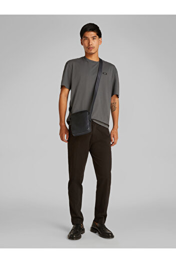 Calvin Klein Black Modern Business Reporter Crossover Bag