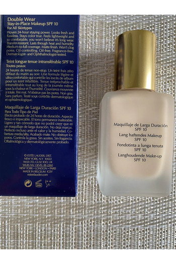 LEADING LINES Estée Lauder Double Wear Fluid SPF 10 2N2