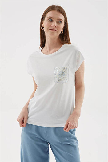Fashion Friends Μπλούζα με στάμπα τσέπης 100% βαμβάκι Λευκή