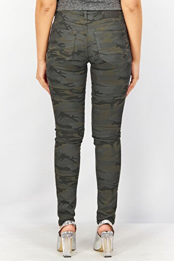 French Connection Women Regular Fit Stretchable Camouflage Pants, Grey Combo