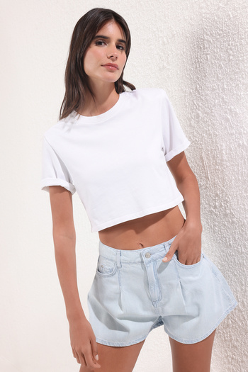 Trendyol Collection Light Blue Pleated High Waist Mini Denim Shorts Twoss25Sr00152