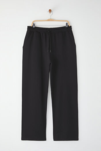 Trendyol Collection Μαύρο oversize/φαρδύ κοψίματο με φαρδιά πόδια με στάμπα Los Angeles TMNSS25EA00005