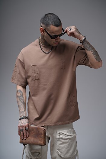 Butik TREND WE Тениска с голям размер и бродерия с кръгло деколте и апликация