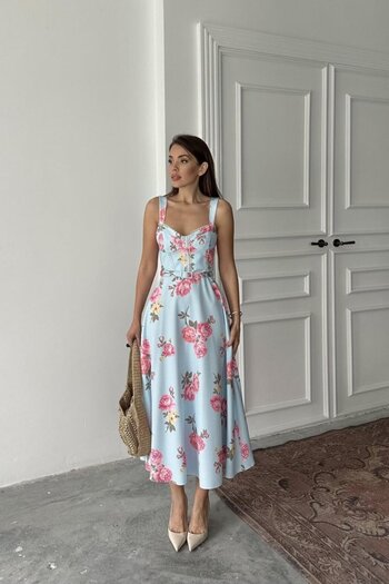 Viyamo Rochie cu detaliu curea subțire albastră