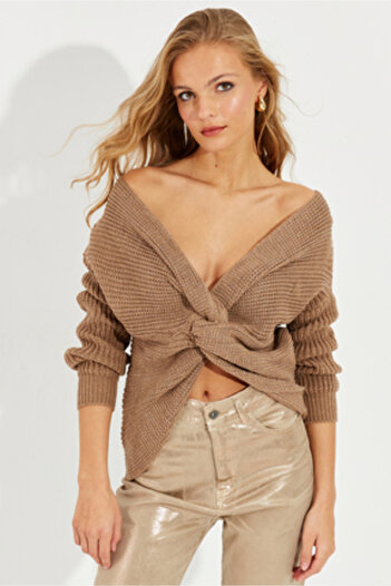 Cool & Sexy Women's Cappuccino Knotted Knitwear Blouse MSS118