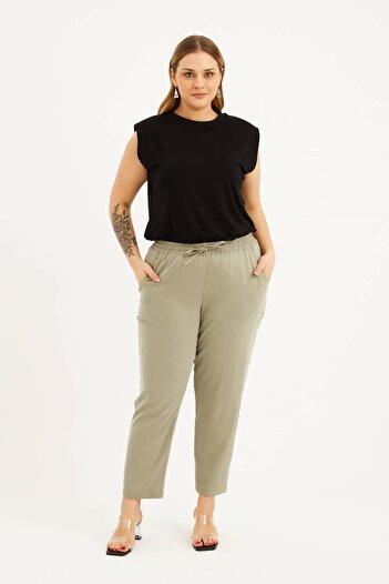 MYLİNE Pocketed Pants with Elastic Waistband