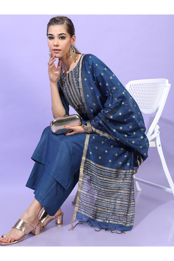 Vishudh By Styli Women Teal Embroidered Kurta Set with Dupatta
