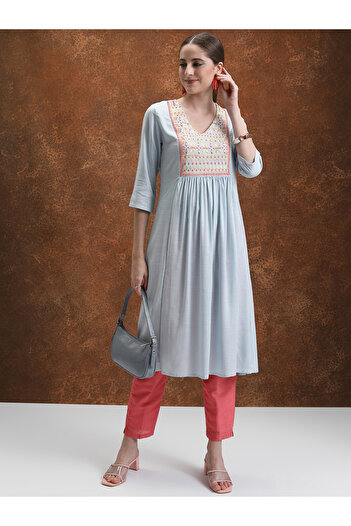 Vishudh By Styli Ethnic Motifs Yoke Design Pleated Mirror Work A-Line Kurta