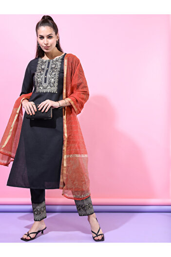 Vishudh By Styli Women Black Kurta Set with Printed Dupatta