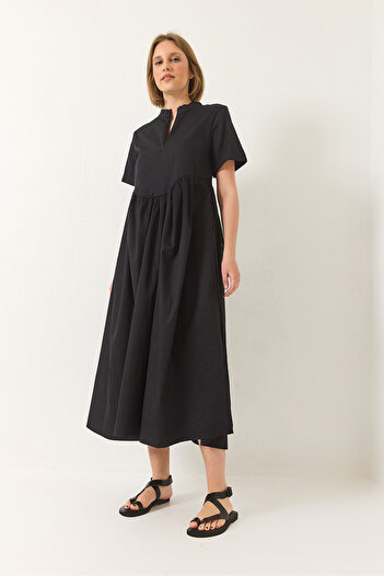 Bianco Lucci Women's Short Sleeve Poplin Long Dress with Zipper Pocket Detail on the Neck 60283189