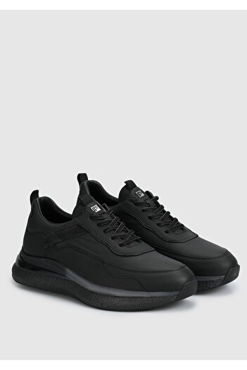 Provoq Men's Sneakers - Black Leather