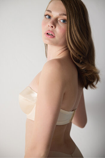 Magic Form 4563 Model Soft and Thin Sponge Gathering Strapless Bra - Nude Color