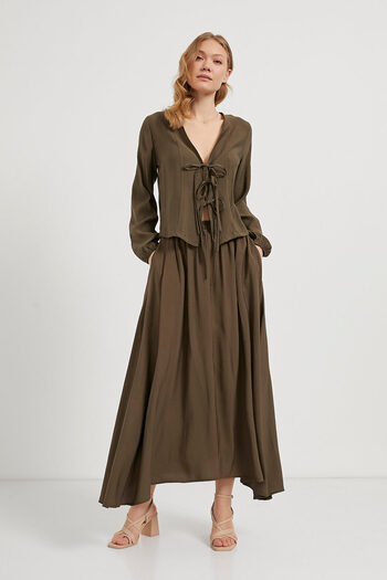 Arma Life Women's Elastic Wrinkled Summer Khaki Long Flared Skirt