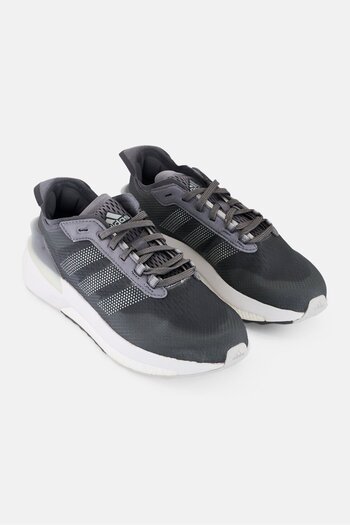 adidas Men Avryn Lace Up Running Shoes, Grey
