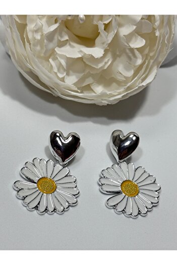 MFM STORE Daisy Earrings