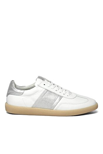Celal Gültekin Γυναικείο δερμάτινο sneaker με κορδόνια σε λευκό χρώμα