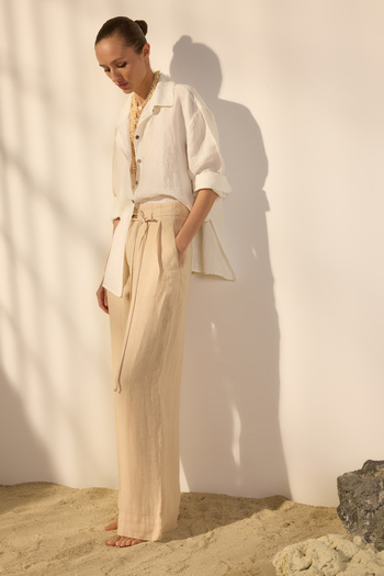 Trendyol Collection Μπεζ 100% λινό δέσιμο μέσης Λεπτομέρεια Κατάλληλο για ψηλόμεσο φυλλάδιο Ένα νέο δοκίμιο για εύκολη λαβή