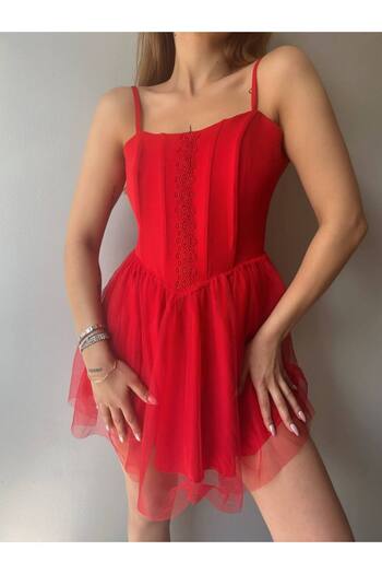 Fav Style Women's Thin Strap Guipure Detailed Skirt - Red Mini Dress