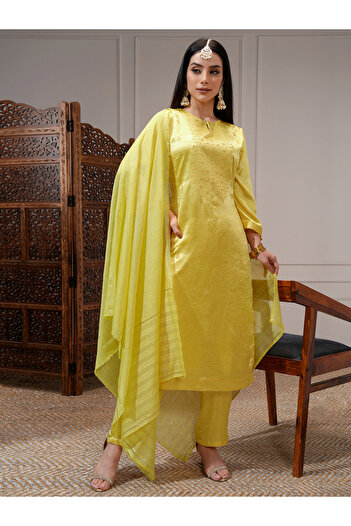 Vishudh By Styli Women Yellow Embroidered Kurta Set