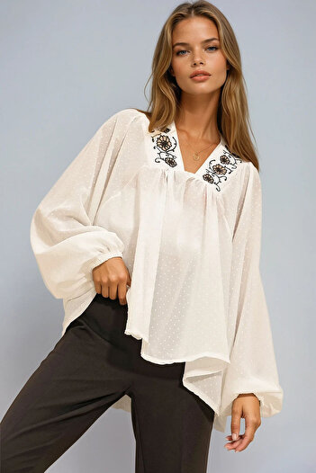 VAGGON Women's White V-Neck Embroidered Textured Blouse Vgn-X10748