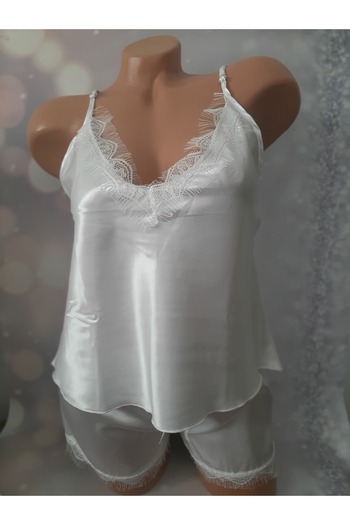 Butik White Satin Thin Strap Neck and Shorts Hem Tulle Detailed Women's Top Shorts Set
