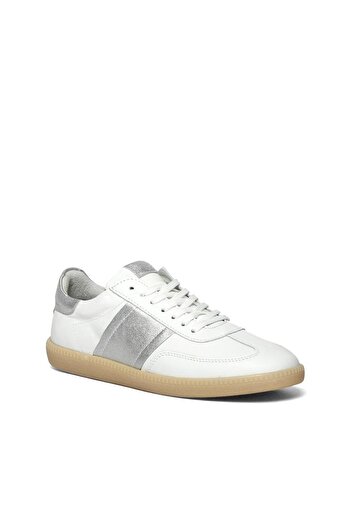 Celal Gültekin Γυναικείο δερμάτινο sneaker με κορδόνια σε λευκό χρώμα