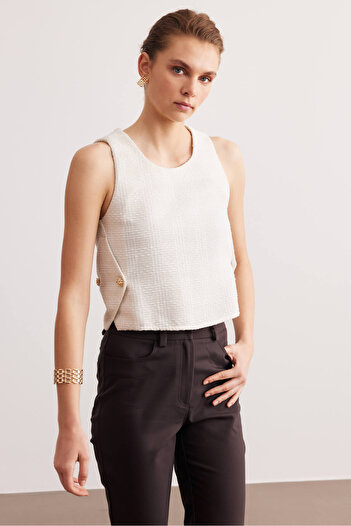STELLA PULVIS Ecru Button Detailed Sleeveless Blouse