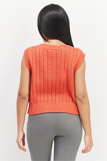 FILA Women Sportswear Fit Knitted Sleeveless Outdoor Sweater, Red