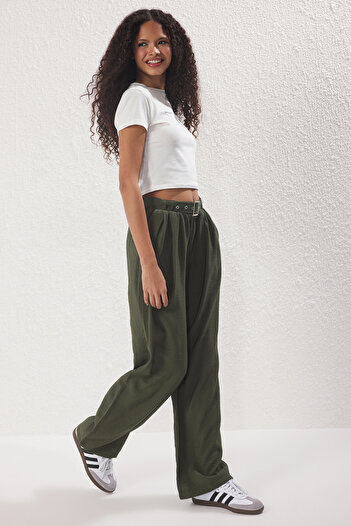 Trendyol Collection Khaki Soft Button Belted Wide Leg/Wide Leg Pants Twoss25Pl00112