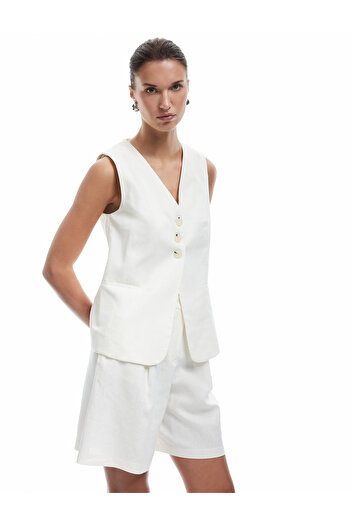 Koton Viscose Blended Fabric Regular Fit Mini Shorts with Pleat Detail and Pockets
