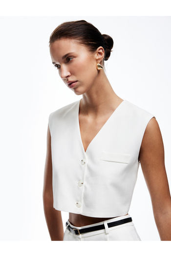 Koton Sleeveless V-Neck Buttoned Lined Modal Fabric Crop Vest
