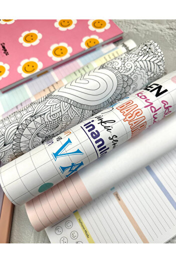 ZeCo Collection Timeless Weekly Planner with Stickers Spiral Hard Cover Pink Daisy Pattern