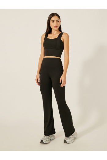 Styli Textured Broad Underband Seam Longline Sports Bra