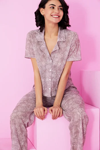 Siyah İnci Coffee Flower Print Pointel Openwork/Hole Shirt Collar Knitted Button Pajama Suit