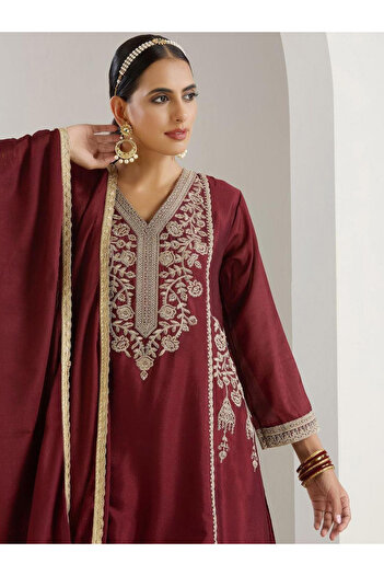 Ishin By Styli Embroidered V-Neck Kurta and Sharara with Dupatta Set