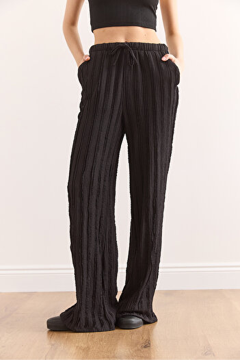 Olalook Women's Black Textured Elastic Waist Pocket Draped Pants Pnt-19000333