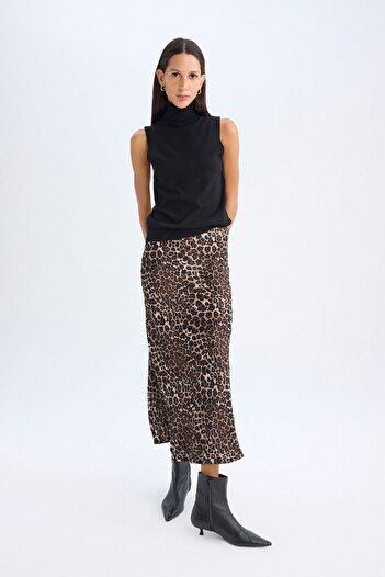 DeFacto A Kesim Leopar Desenli Normal Bel Saten Midi Etek D7648ax24au