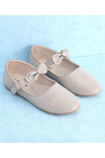 Pine kids Pine Kids Ballerinas with Velcro Closure & Bow Applique - Beige