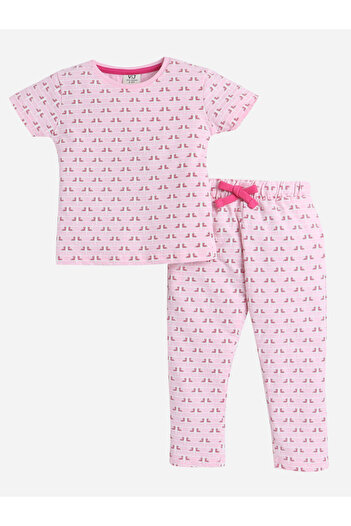 Victor and Jane By Styli All-Over Printed Cotton T-Shirt and Pyjama Set